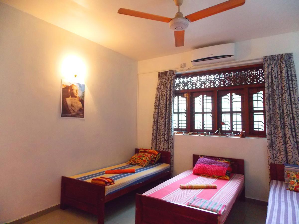 Chill Space Negombo Exterior photo